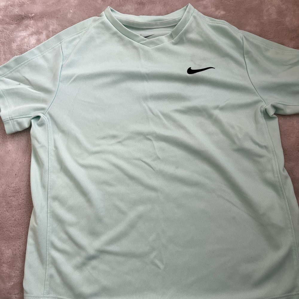 Bundle Nike T-Shirts in Black, Mint Green, and Slate Blue - Picture 9 of 10